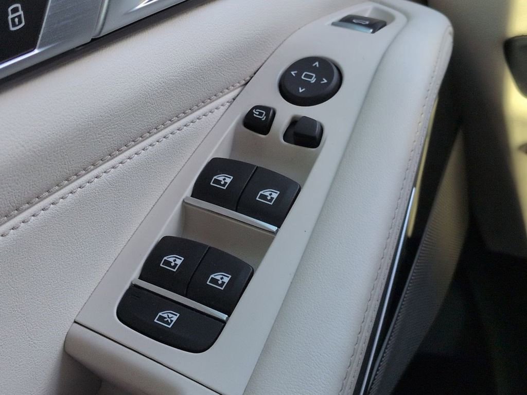 Certified 2024 BMW X5 xDrive40i w/ M Sport Package image 26