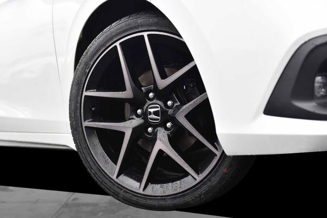 Used 2023 Honda Civic Sport Touring image 3