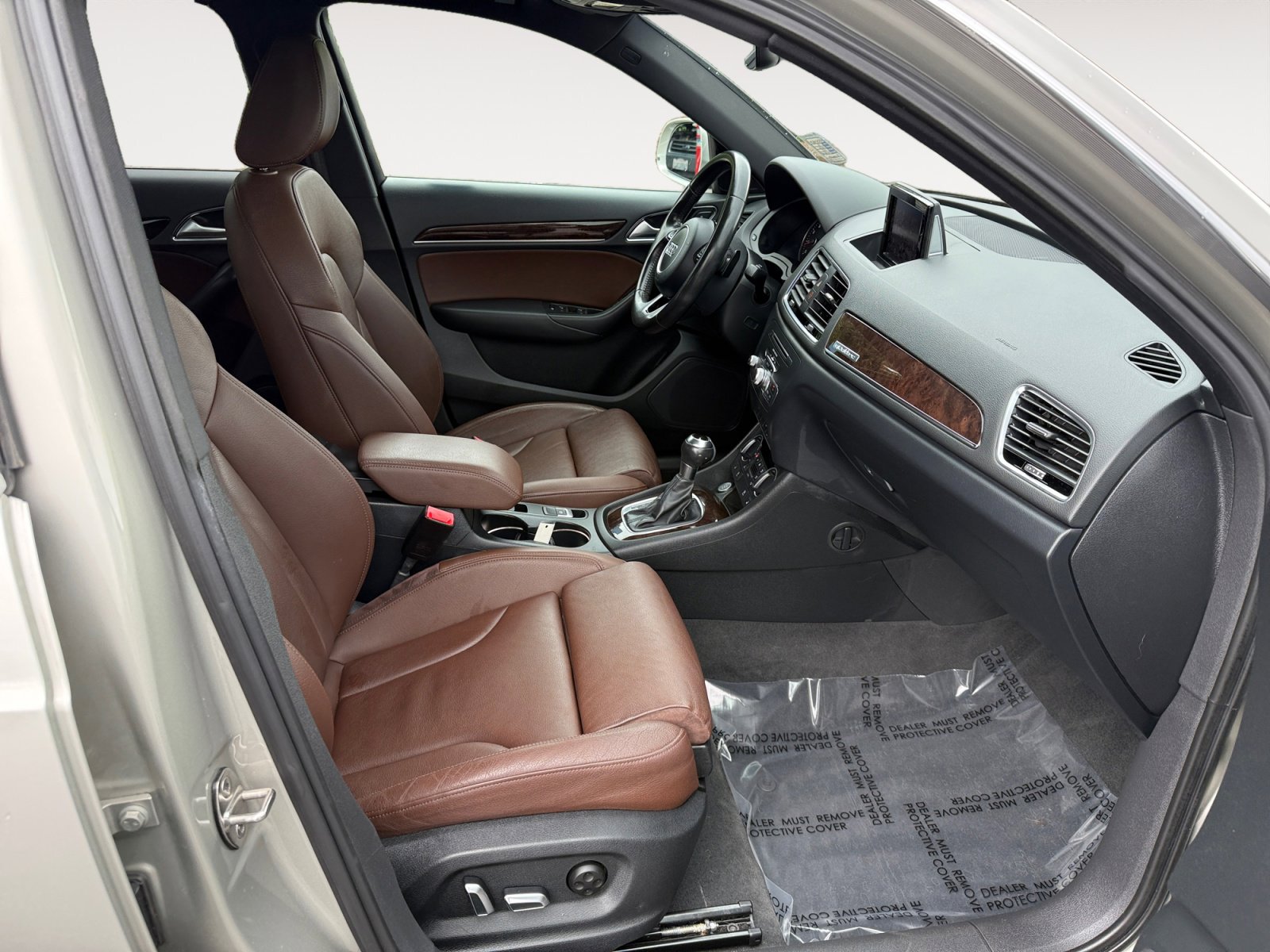 Used 2016 Audi Q3 2.0T Premium Plus w/ Technology Package image 19