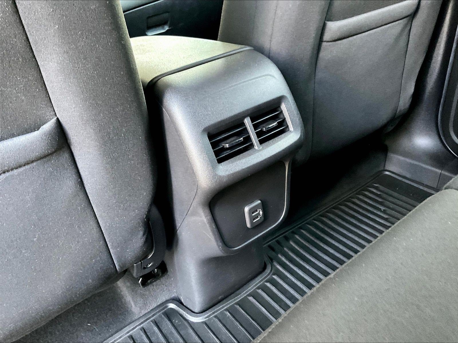 Used 2019 Chevrolet Equinox LT FWD image 10