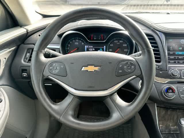 Used 2014 Chevrolet Impala LTZ FWD image 29