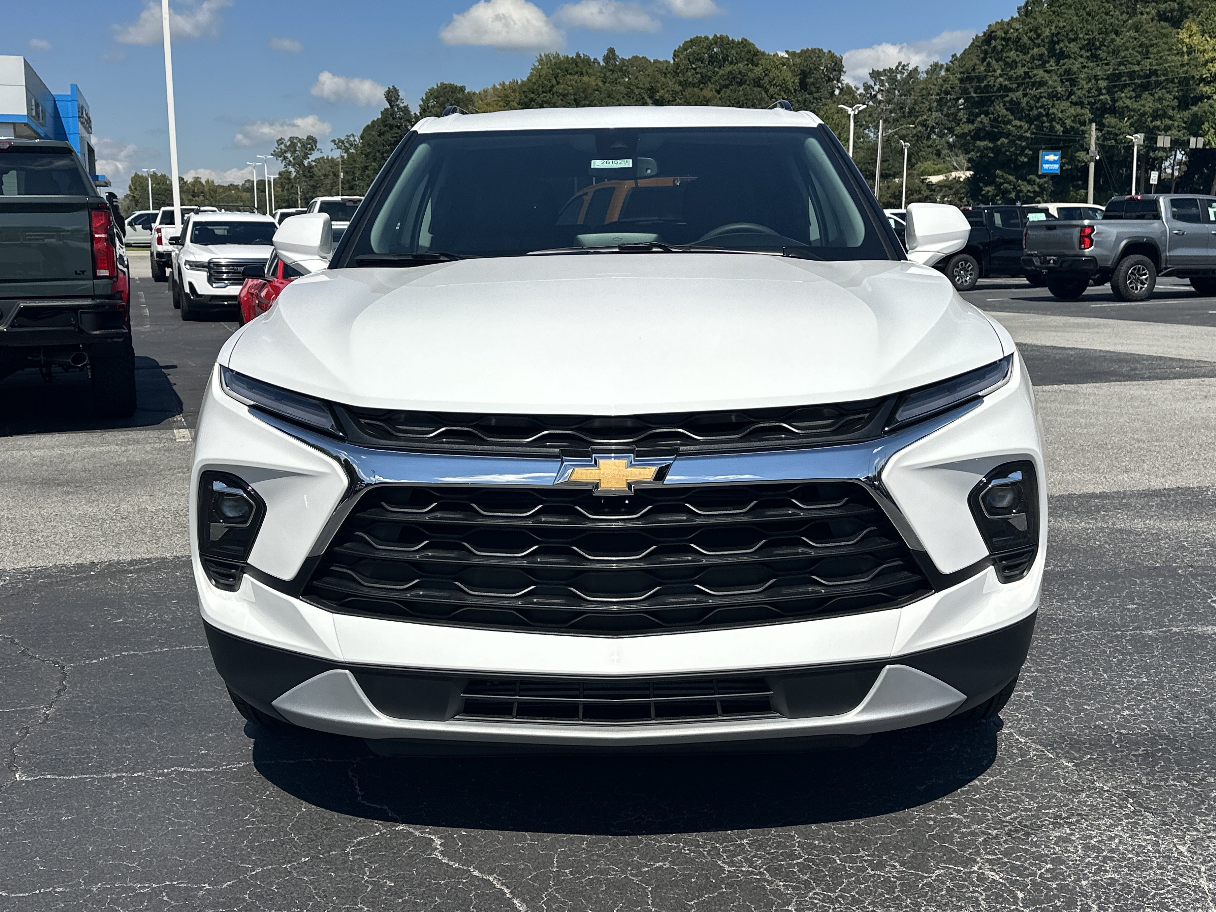 New 2026 Chevrolet Blazer LT w/ Convenience Package FWD image 2