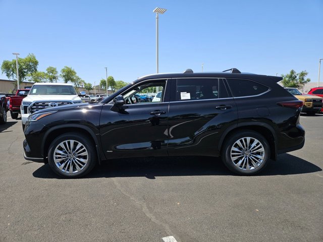 New 2026 Toyota Highlander Platinum AWD/4WD image 18