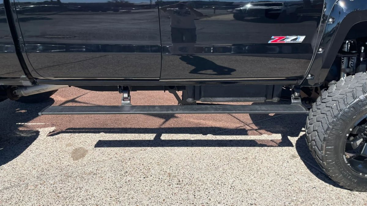 Used 2015 Chevrolet Silverado 2500 LTZ w/ Duramax Plus Package AWD/4WD image 37