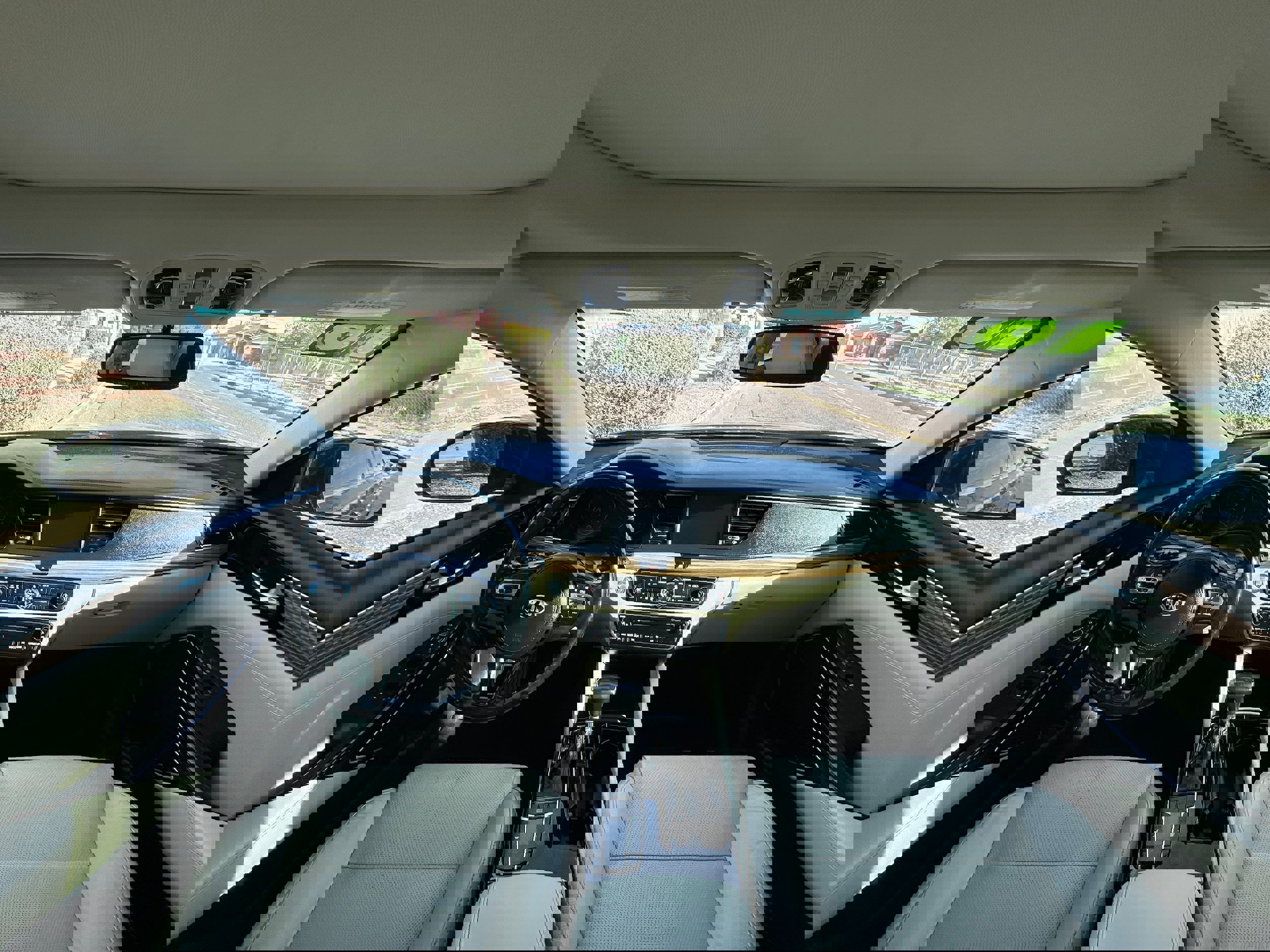 Used 2018 Kia Cadenza Premium w/ Luxury Package image 13