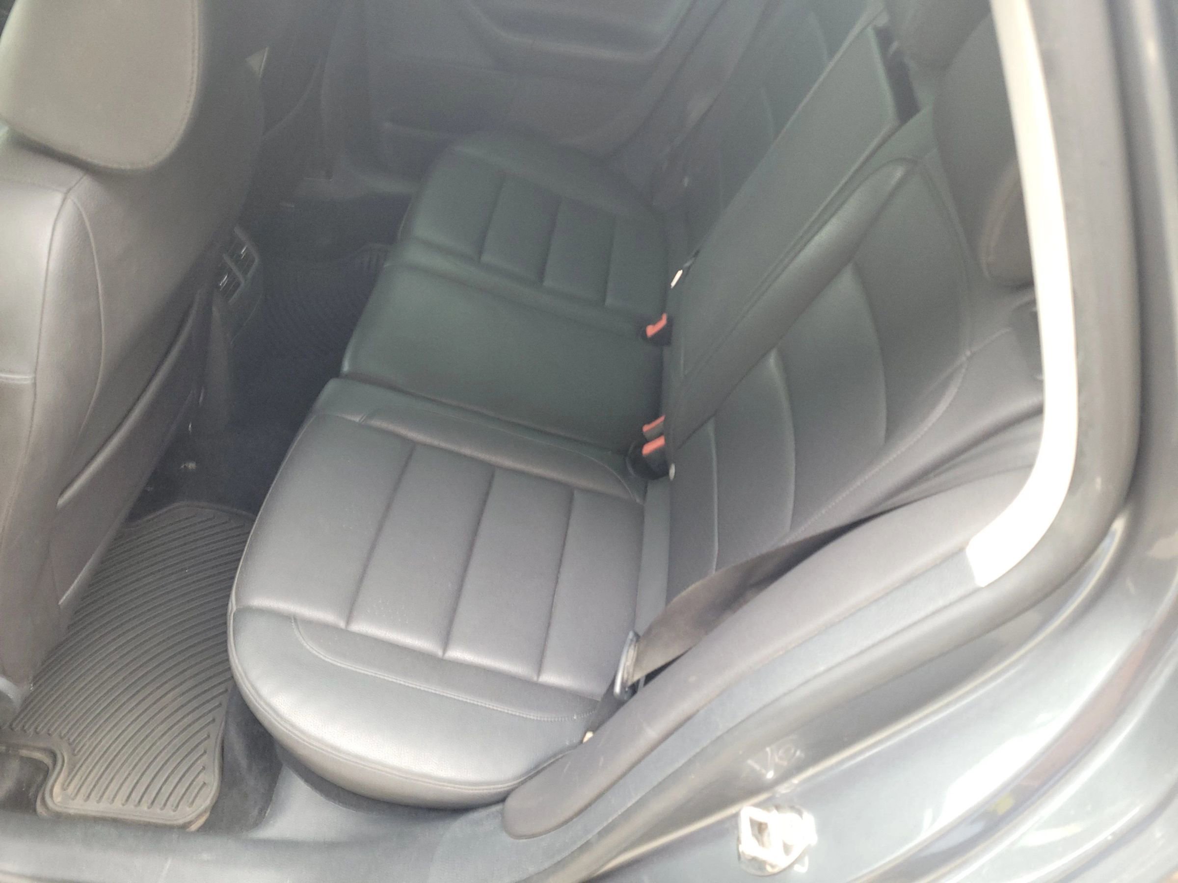 Used 2012 Volkswagen Jetta TDI image 6