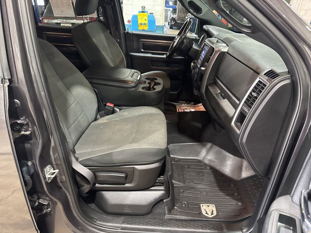 Used 2021 RAM 1500 Classic Warlock image 32