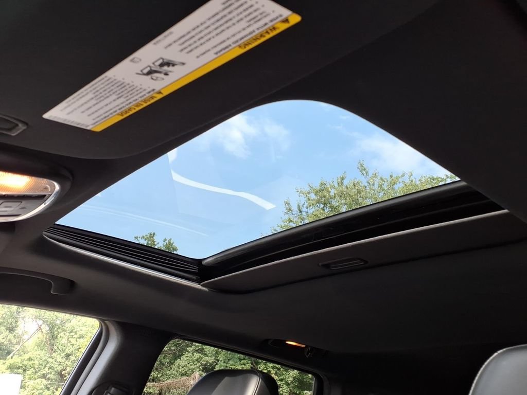 Used 2014 Jeep Grand Cherokee Limited AWD/4WD image 19