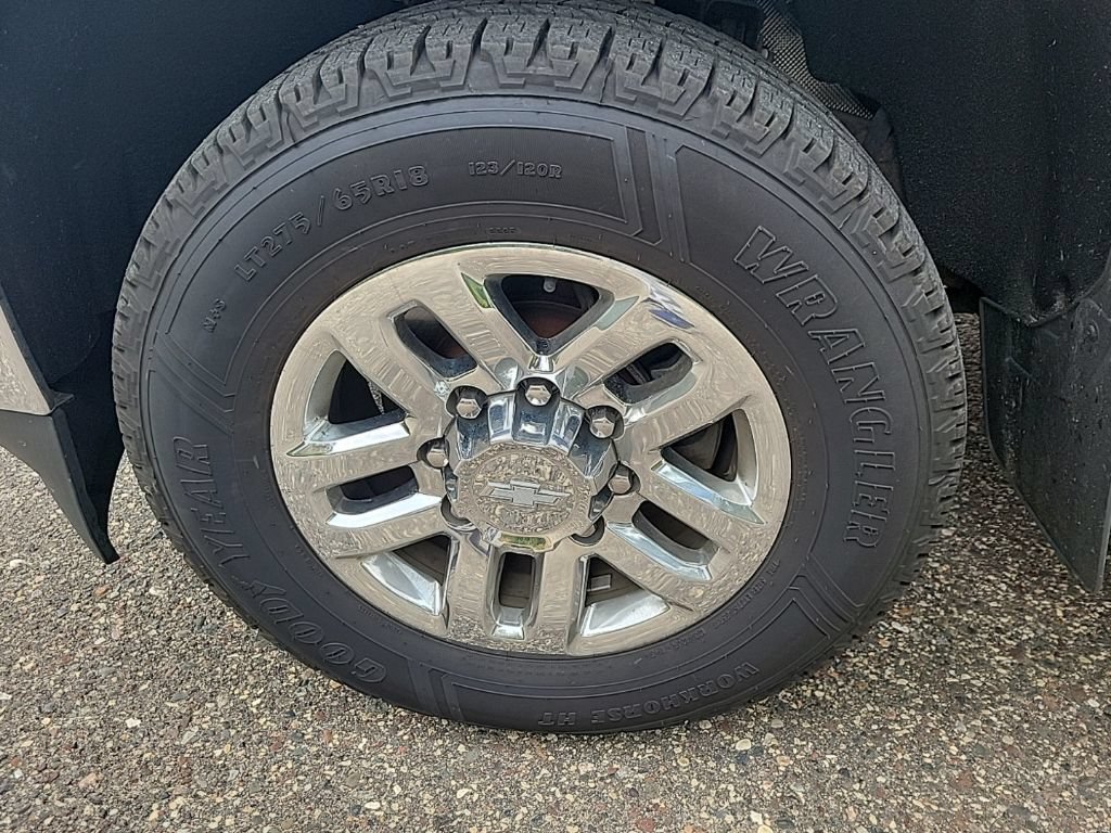Used 2018 Chevrolet Silverado 3500 LTZ w/ Z71 Package, Off-Road AWD/4WD image 8