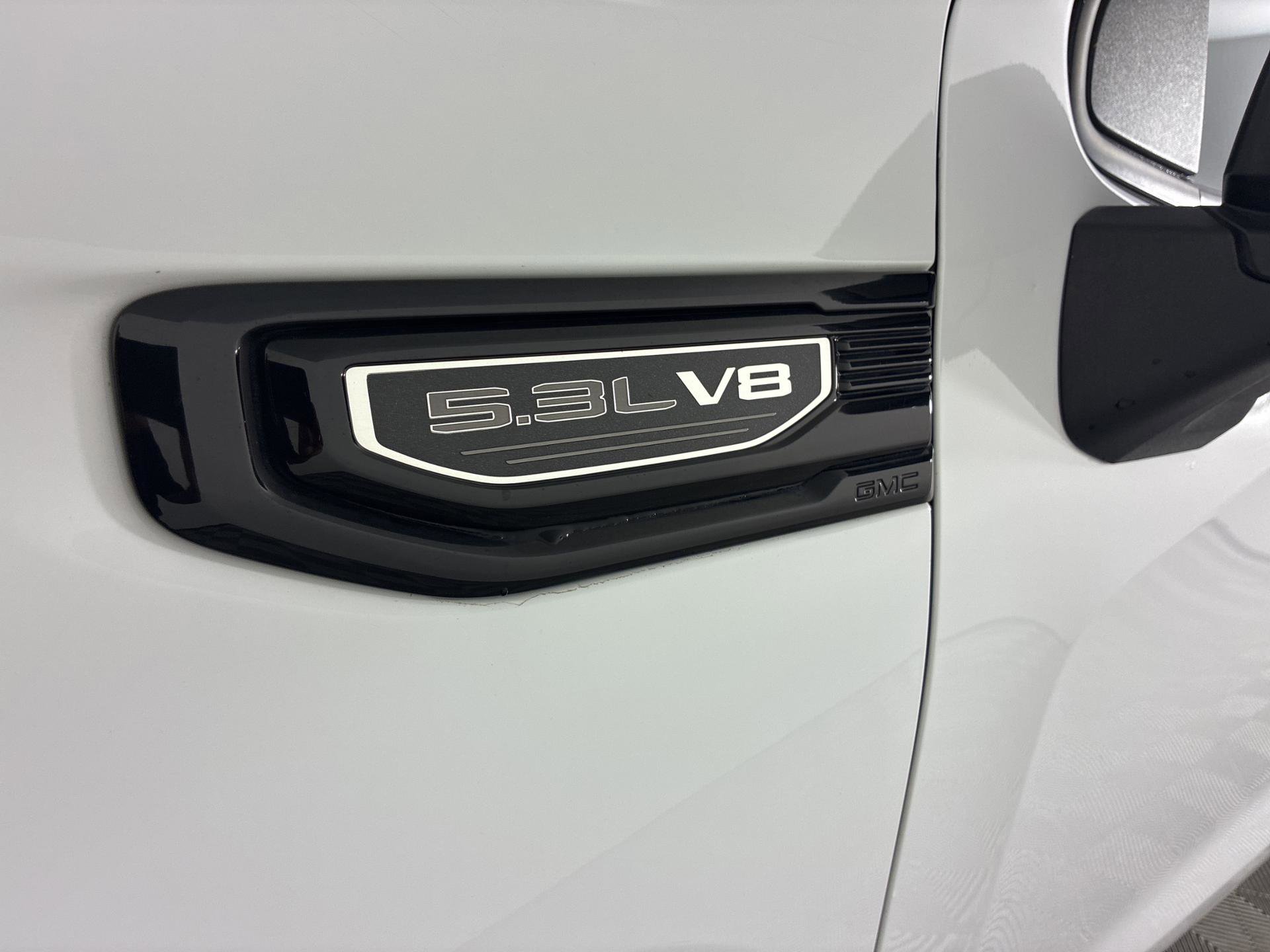 Used 2020 GMC Sierra 1500 Elevation w/ Elevation Value Package image 9