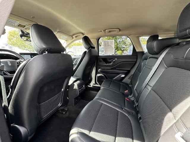 Certified 2024 Lincoln Corsair AWD w/ Equipment Group 101A image 18
