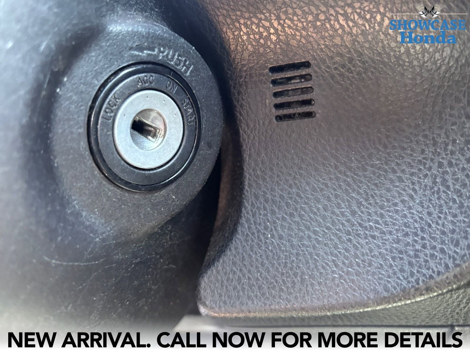 Used 2018 Toyota Corolla SE w/ Carpet Mat Package (TMS) FWD image 10