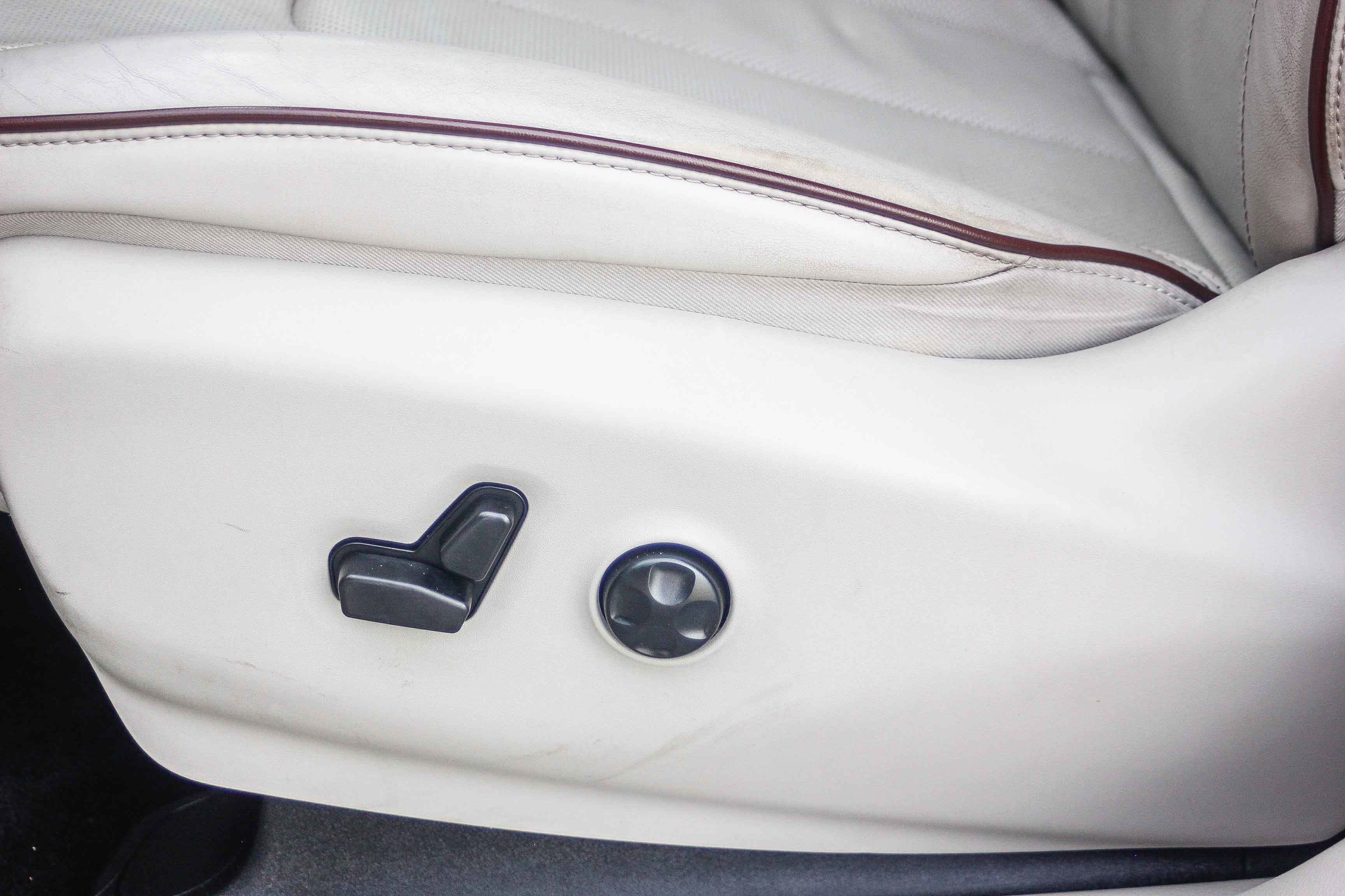 Used 2017 Chrysler Pacifica Limited w/ Advanced Safetytec Group image 23