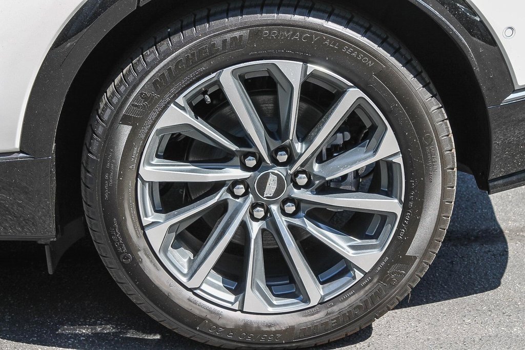 New 2025 Cadillac Lyriq Sport image 11