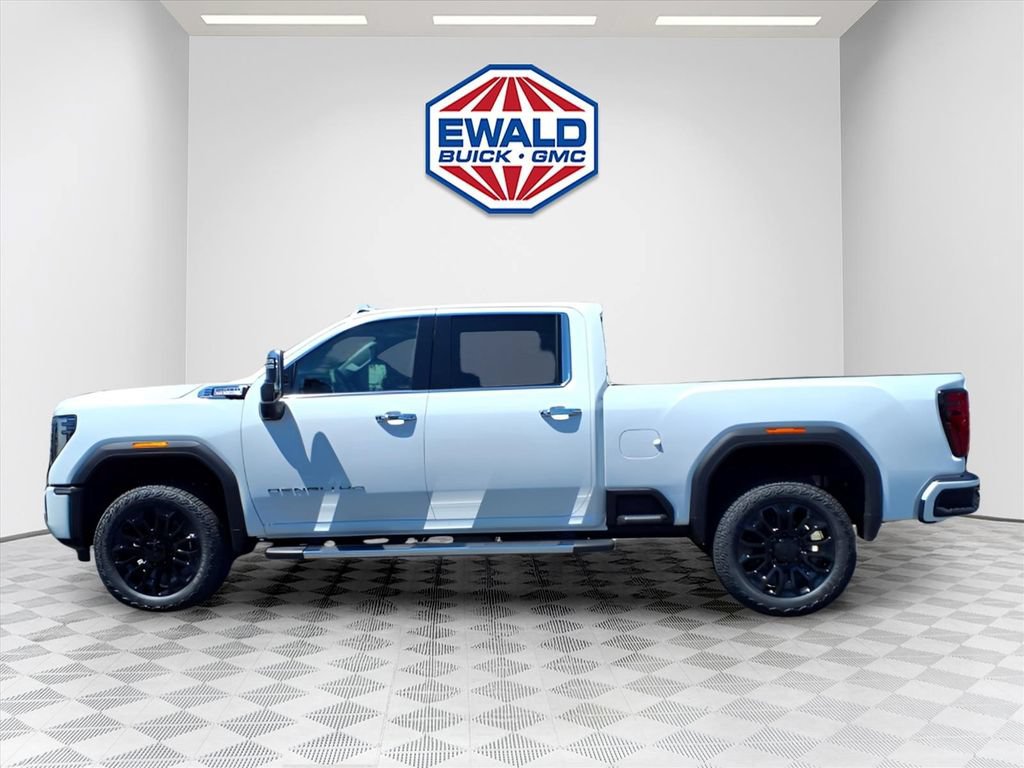 New 2026 GMC Sierra 2500 Denali w/ Max Trailering Package AWD/4WD image 4