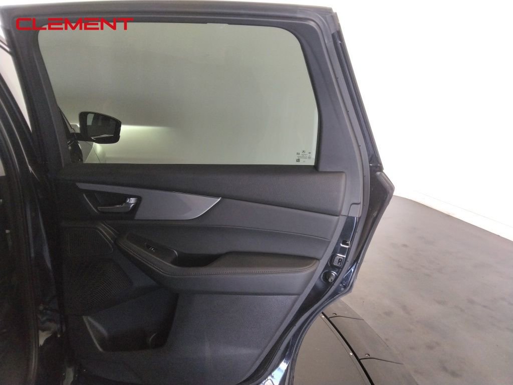 Used 2025 Acura MDX FWD image 31