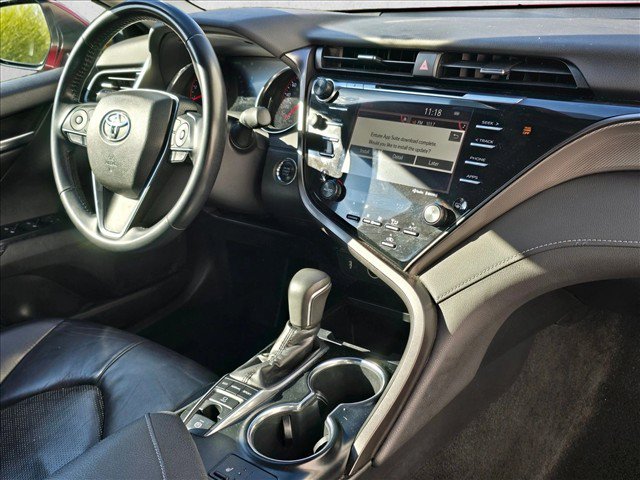 Used 2019 Toyota Camry XSE FWD image 10
