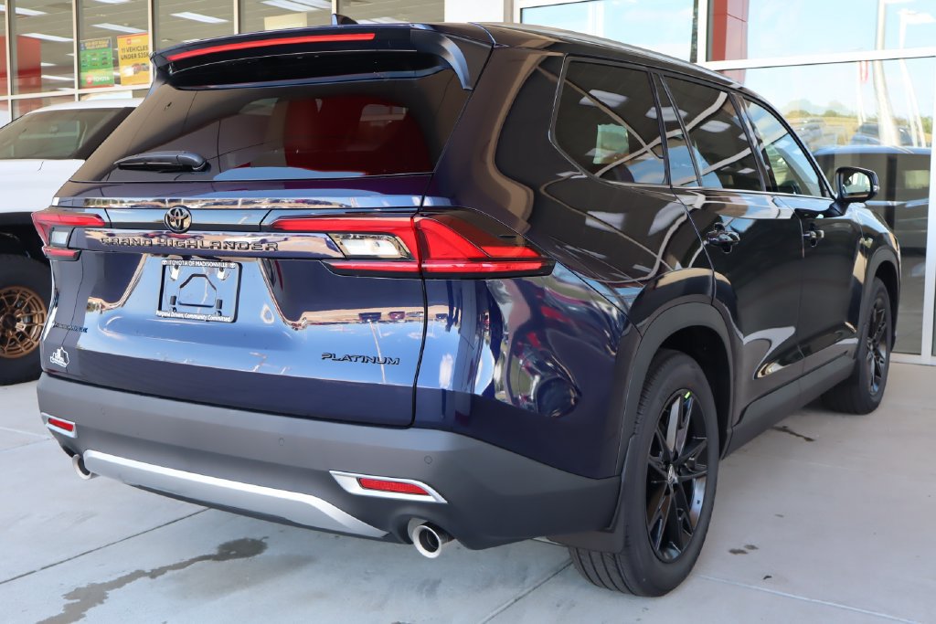 New 2026 Toyota Grand Highlander AWD Hybrid image 11