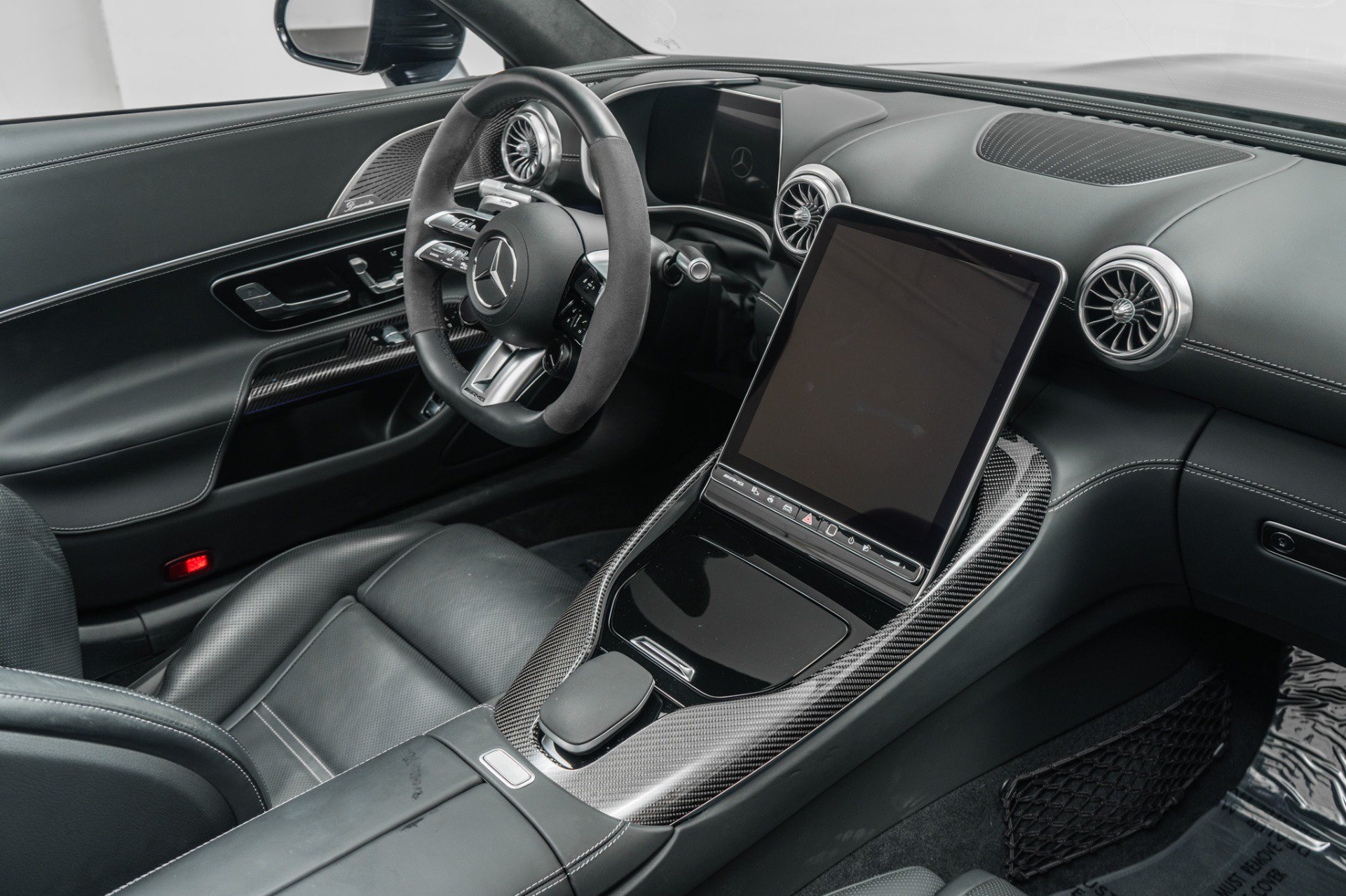Used 2023 Mercedes-Benz SL 63 AMG 4MATIC image 27