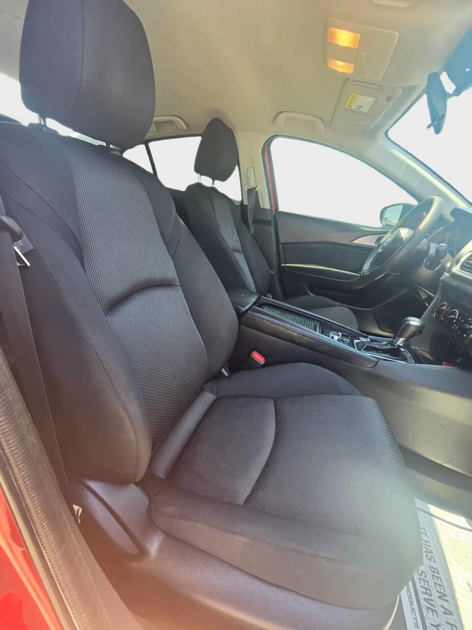 Used 2018 MAZDA MAZDA3 Sport FWD image 12