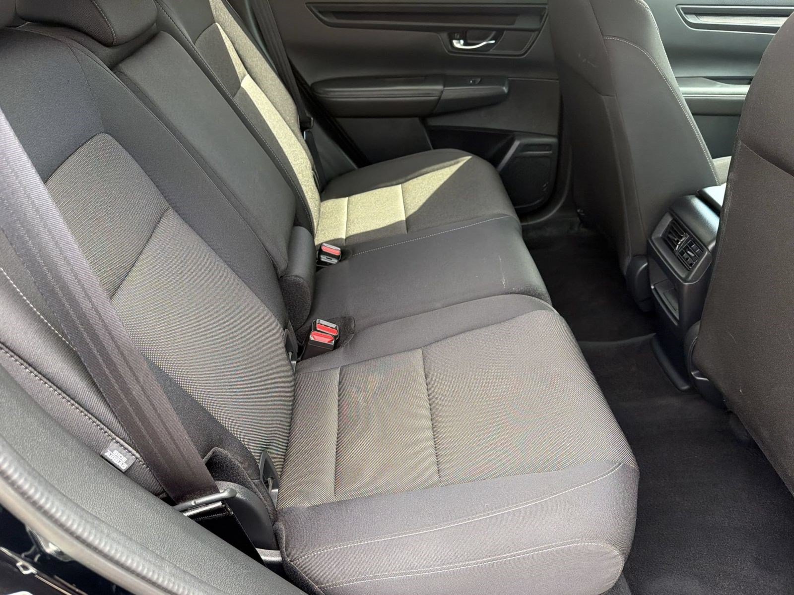 Used 2025 Honda CR-V LX image 27