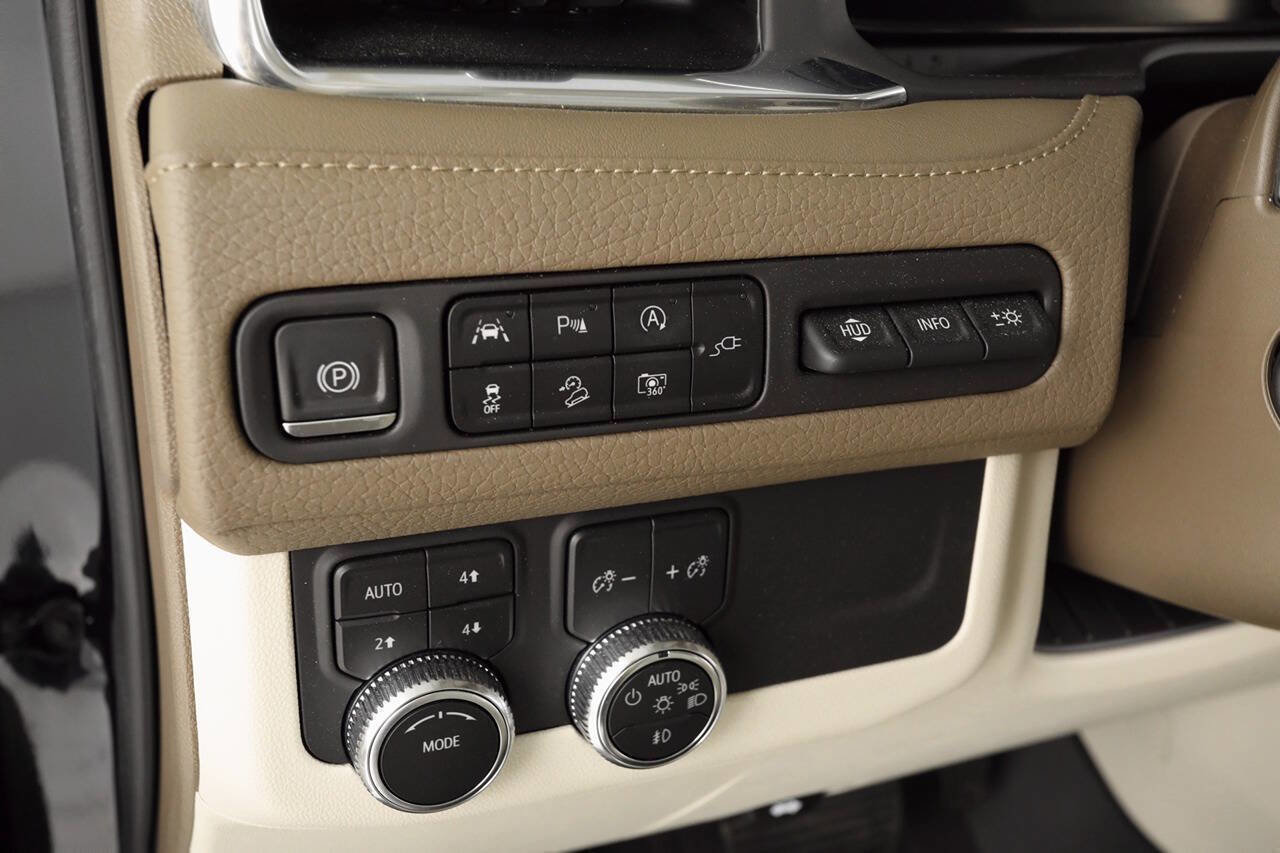 Used 2022 GMC Yukon XL Denali image 24