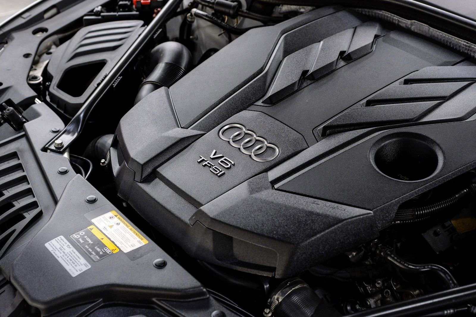 Used 2022 Audi A8 L 3.0T w/ Luxury Package image 64