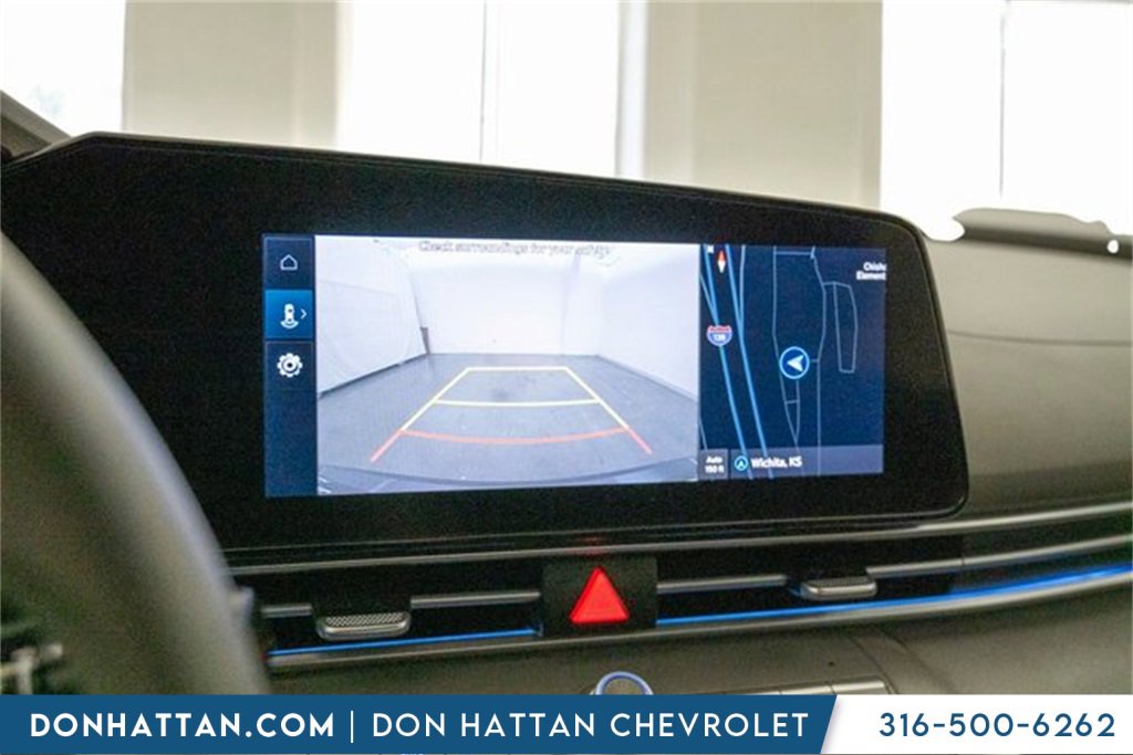 Used 2024 Hyundai Elantra SEL image 21