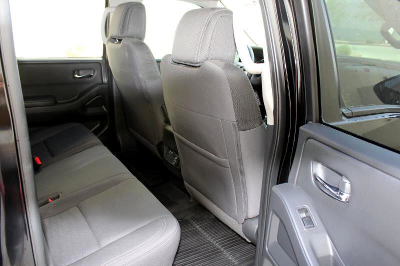 Used 2024 Nissan Frontier SV w/ SV Convenience Package image 14