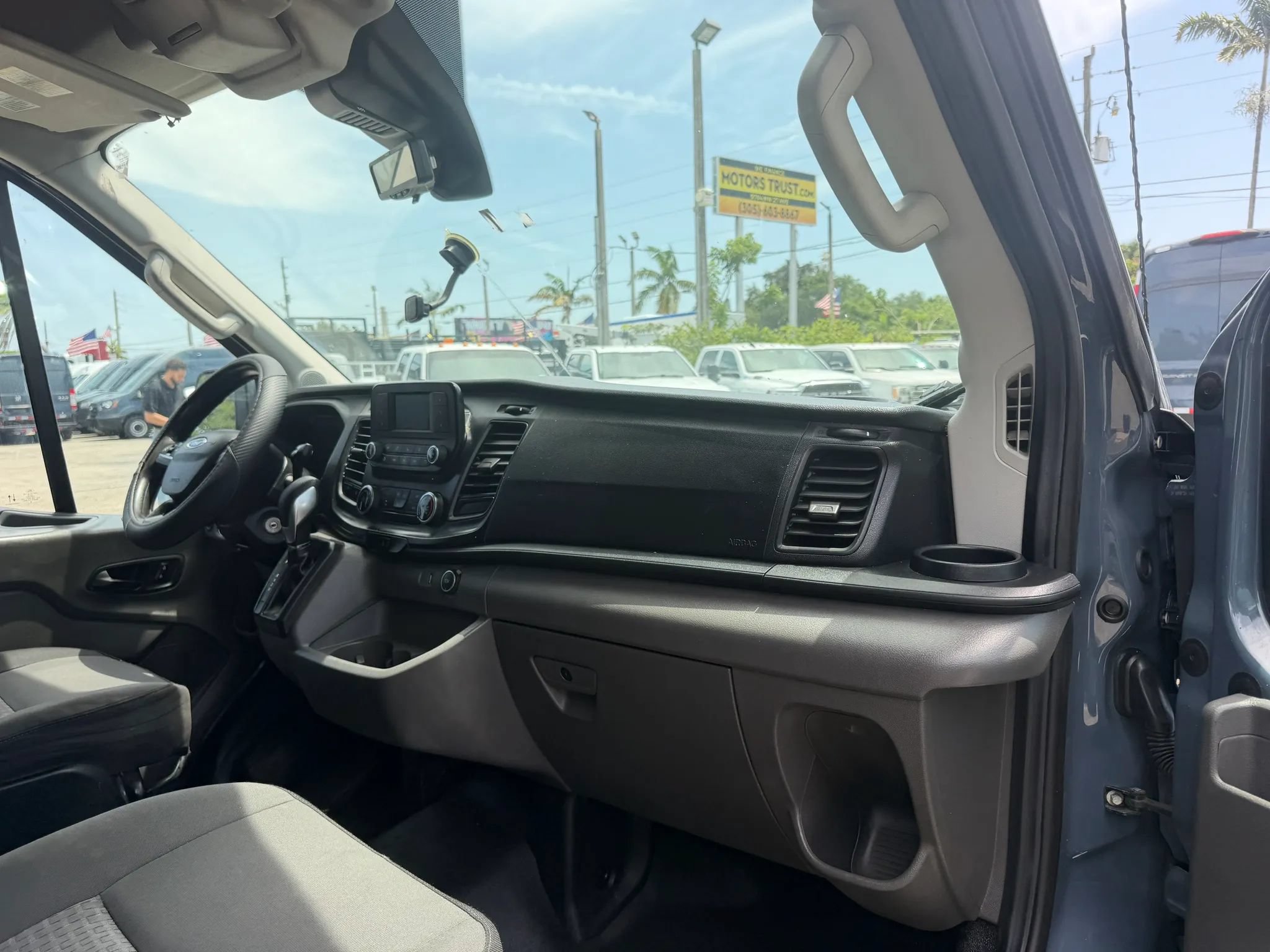 Used 2020 Ford Transit 250 148 High Roof Extended RWD image 17