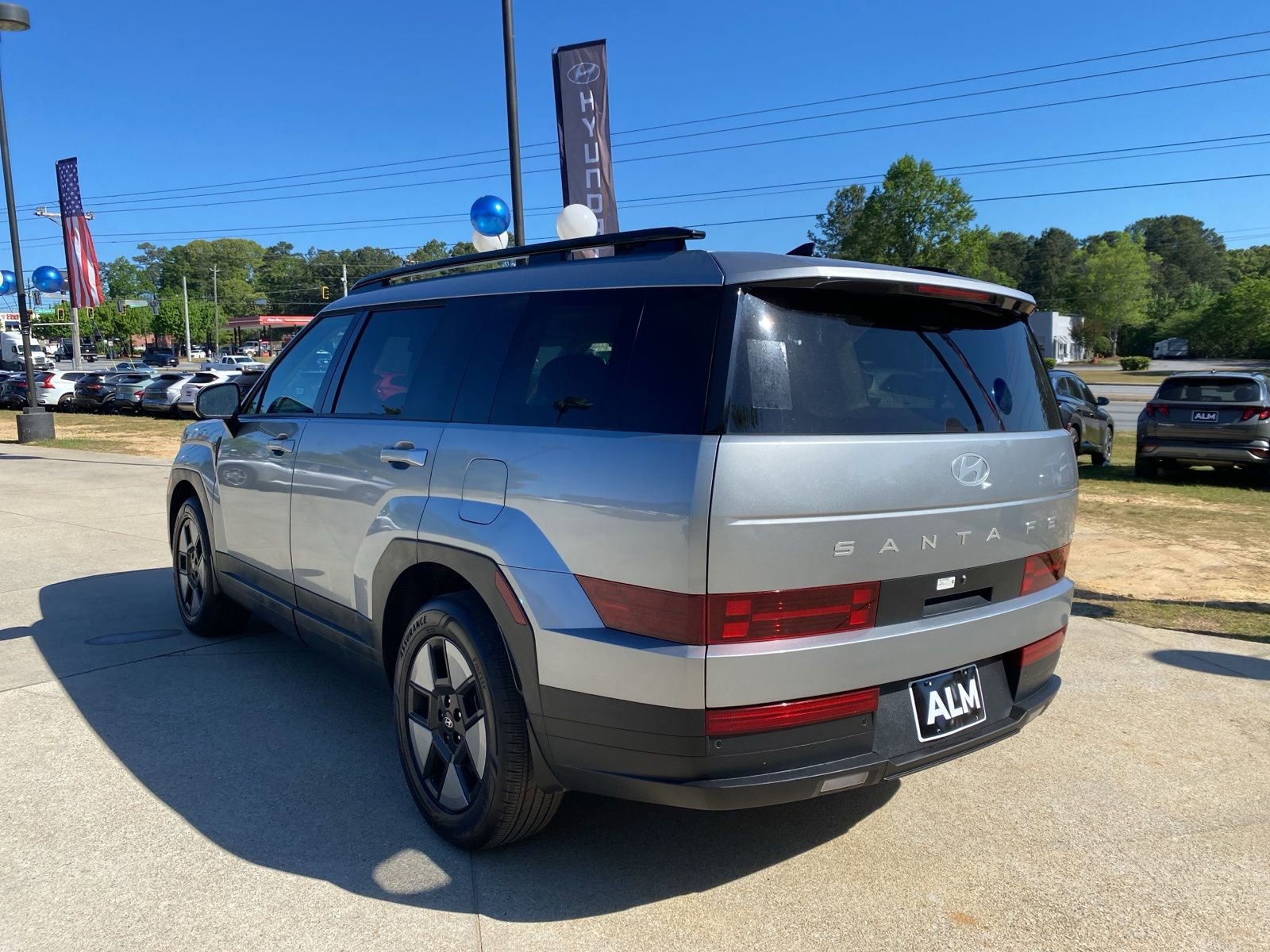 Used 2024 Hyundai Santa Fe SEL image 4