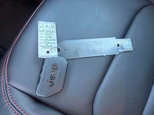 Certified 2025 Jeep Gladiator Rubicon image 41