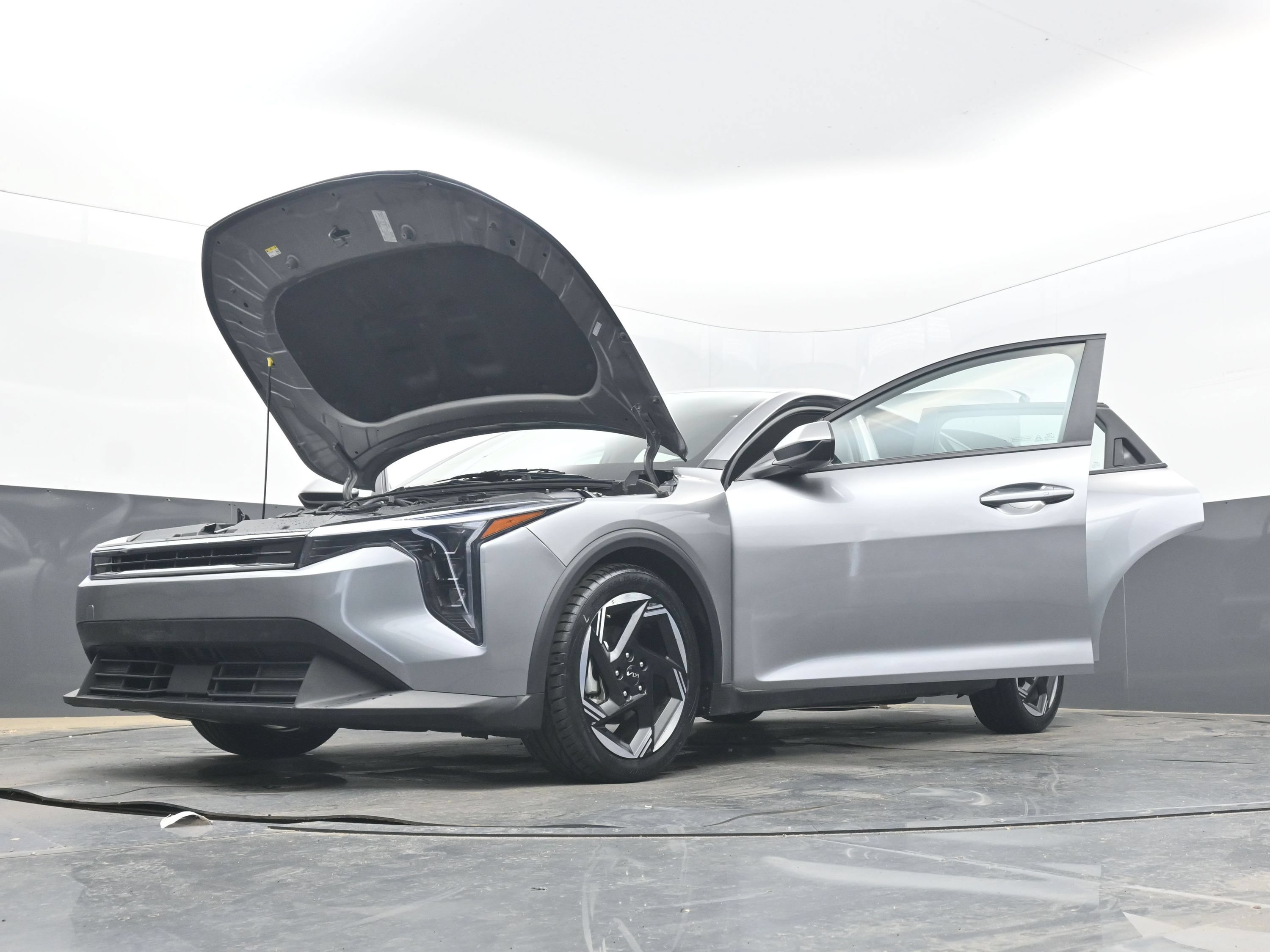 Used 2025 Kia K4 EX FWD image 36