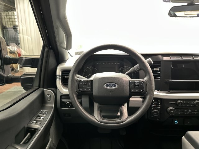 Used 2024 Ford F250 XL w/ STX Appearance Package AWD/4WD image 16