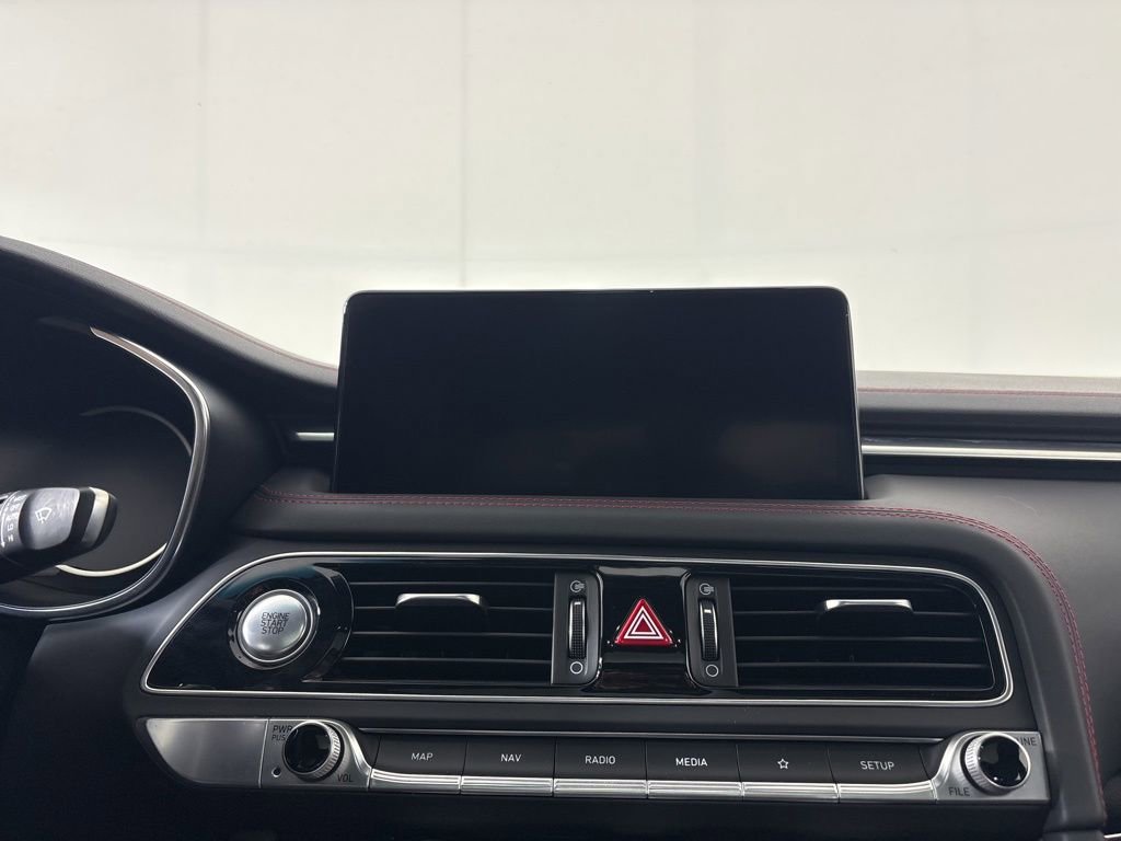 Used 2023 Genesis G70 2.0T w/ Sport Prestige Package image 25