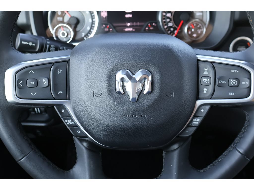 Used 2025 RAM 1500 Big Horn AWD/4WD image 33