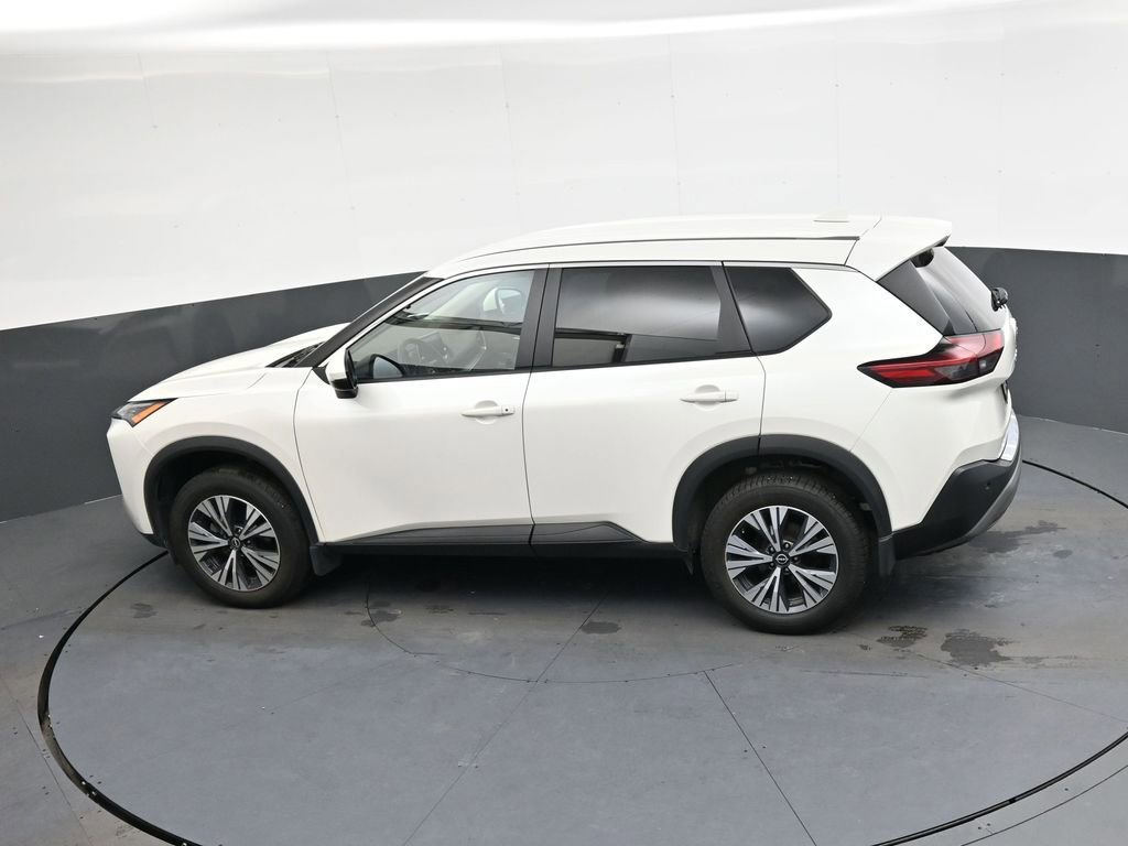 Used 2022 Nissan Rogue SV image 29