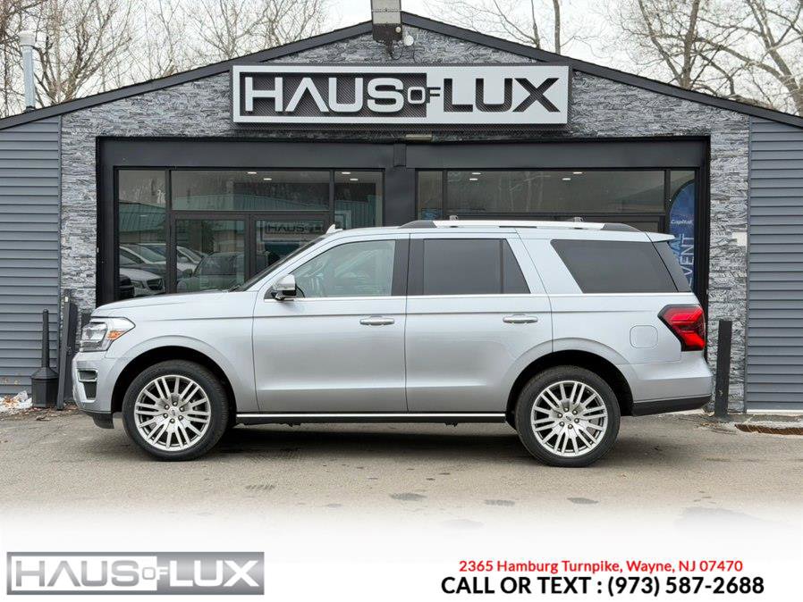 Used 2024 Ford Expedition Limited image 10