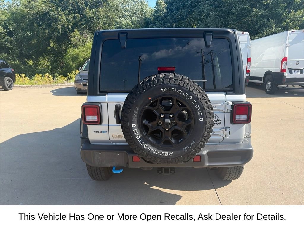 Used 2023 Jeep Wrangler Unlimited AWD/4WD image 9