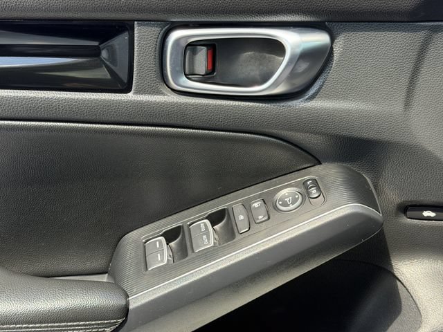 Used 2022 Honda Civic Touring image 24