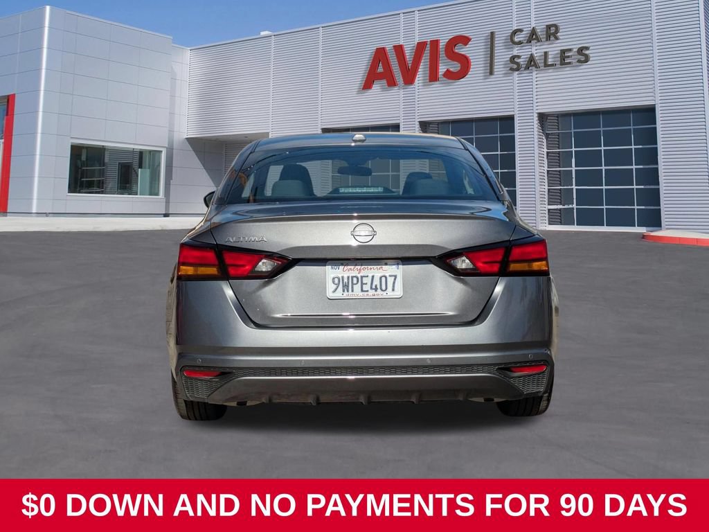 Used 2025 Nissan Altima 2.5 SV FWD image 7