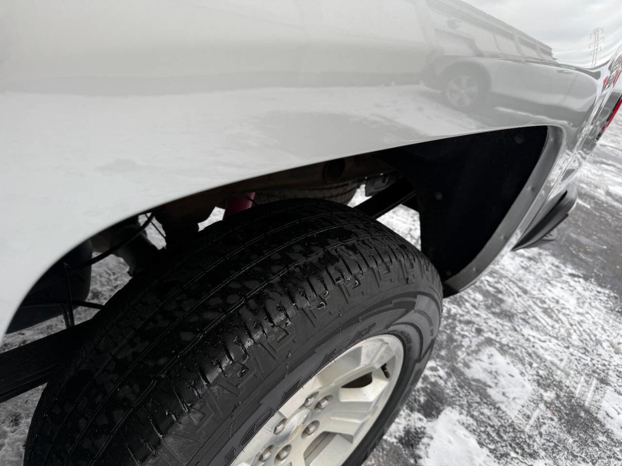 Used 2018 Chevrolet Silverado 1500 LT w/ All Star Edition image 9