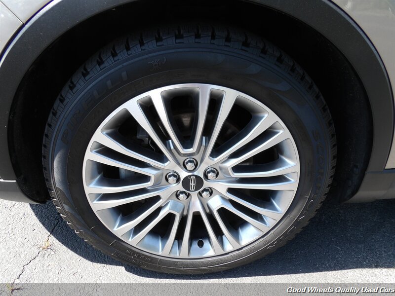 Used 2018 Lincoln MKX Reserve w/ Lincoln MKX Climate Package AWD/4WD image 25