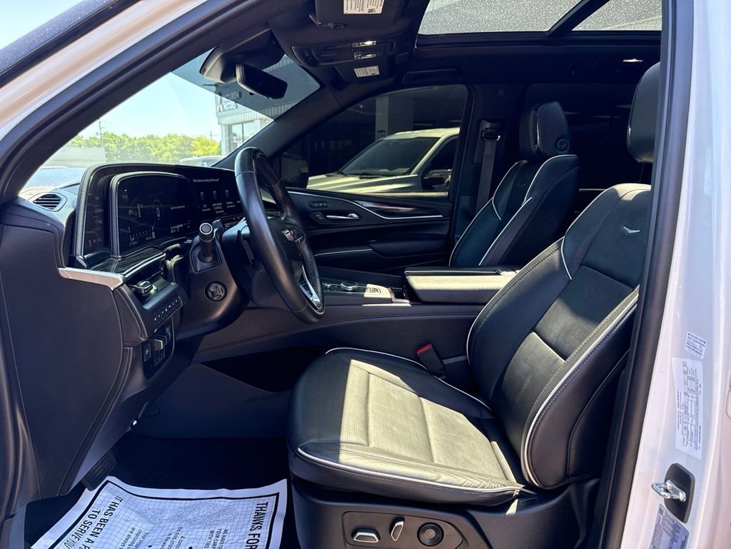 Used 2022 Cadillac Escalade Sport w/ Touring Package AWD/4WD image 20