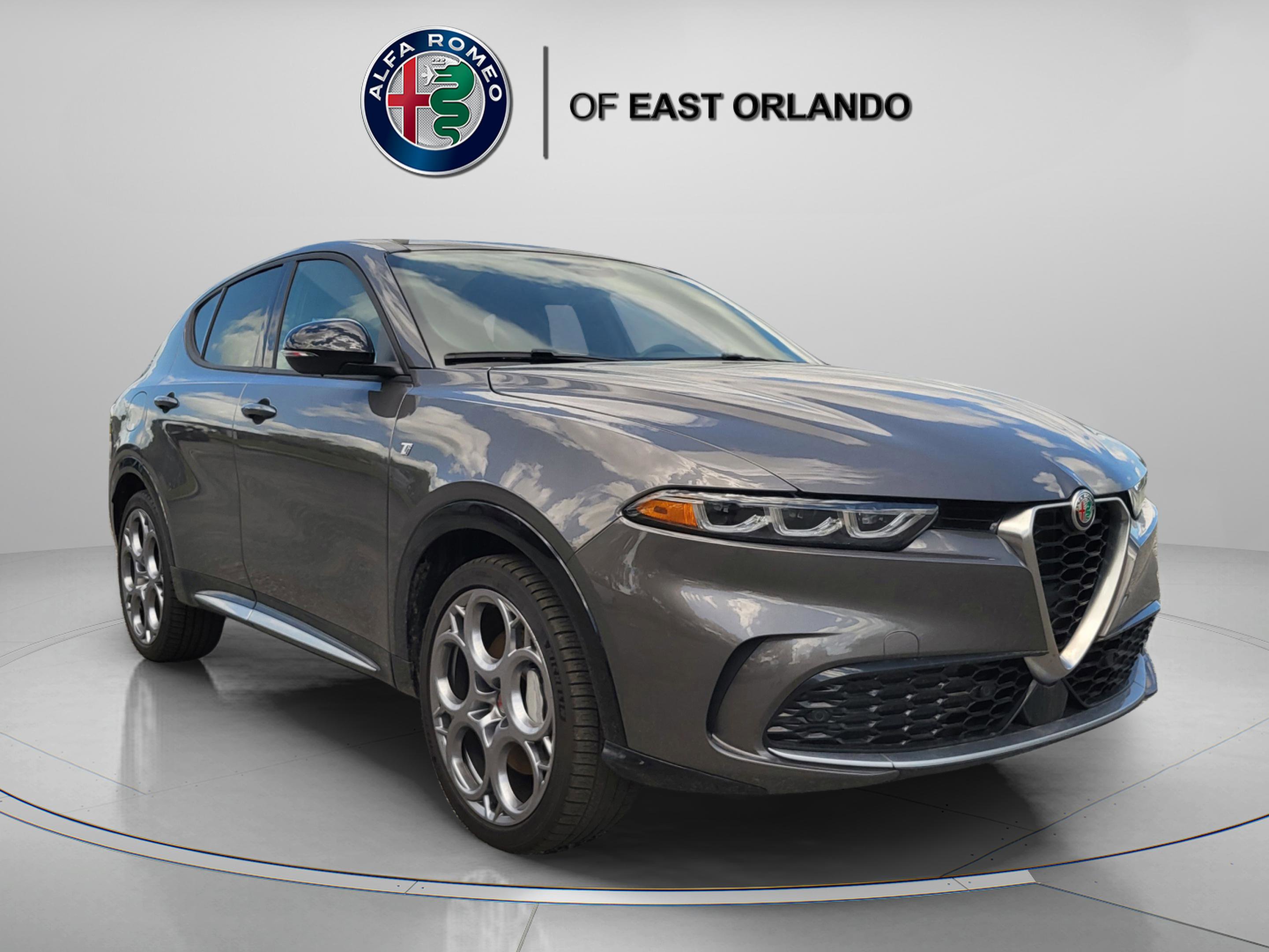 Used 2024 Alfa Romeo Tonale Ti AWD/4WD image 1