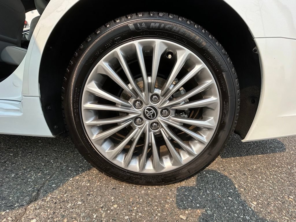 Certified 2021 Toyota Avalon Limited w/ Advanced Safety Package FWD image 24