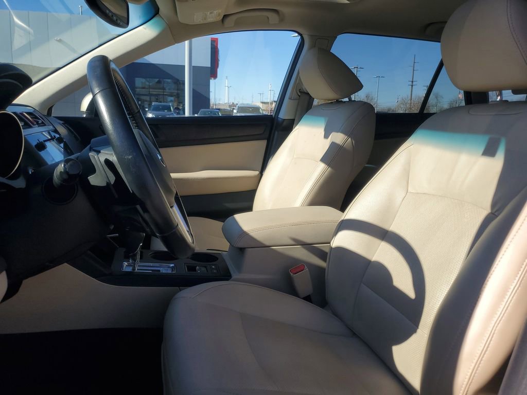 Used 2016 Subaru Outback 3.6R Limited image 8