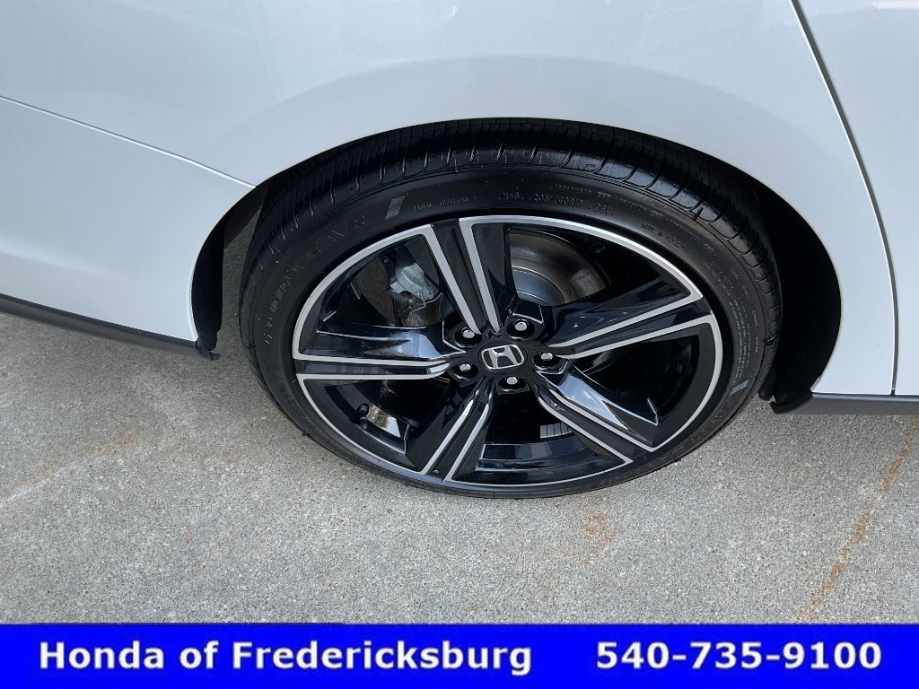Used 2025 Honda Accord Sport image 11