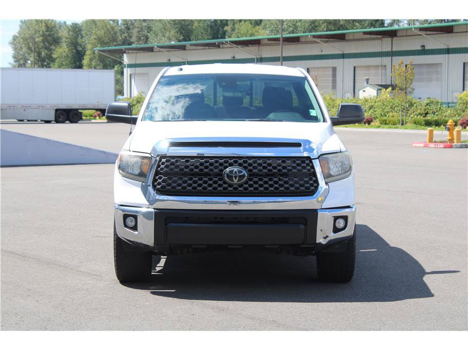Used 2018 Toyota Tundra SR5 w/ SR5 Upgrade Package RWD image 5