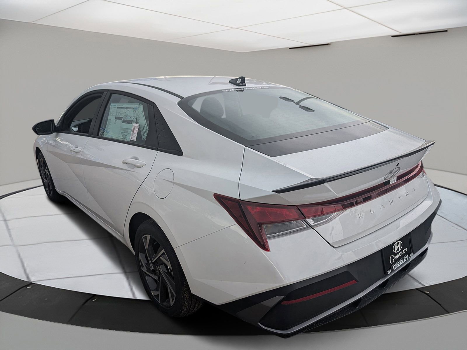 Certified 2025 Hyundai Elantra Sport w/ Cargo Package image 3